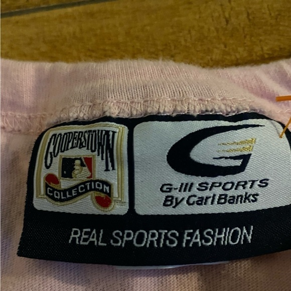 G-111 Sports by Carl Banks Cooperstown Collection Pink NLB Yankees T-Shirt - Picture 4 of 10